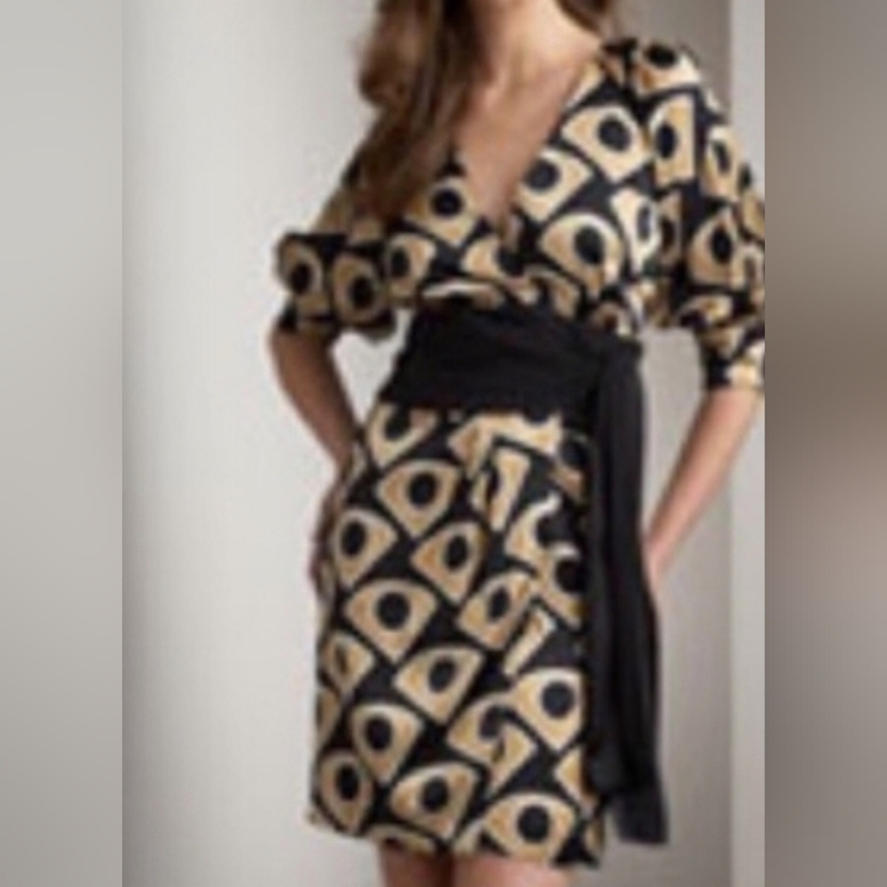 DIANE VON FURSTENBERG MINI WRAP DRESS